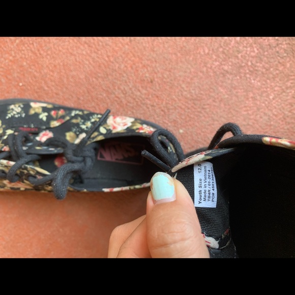 Kids Floral Vans - Picture 5 of 5